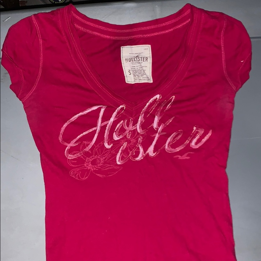 Hollister V Neck
